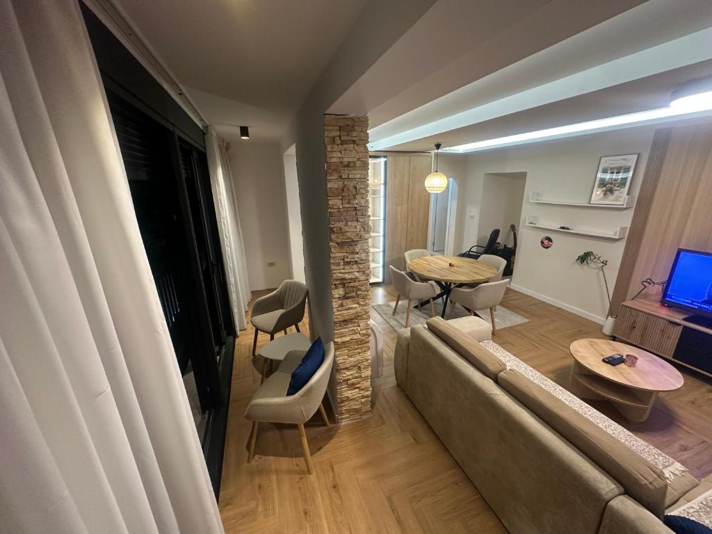 Boulevard's apartment - 3
