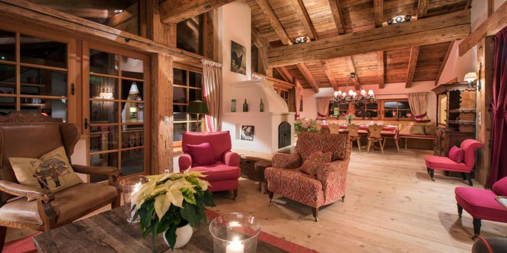 Mountain Escape Apartment Easy Access & Private Parking - 5