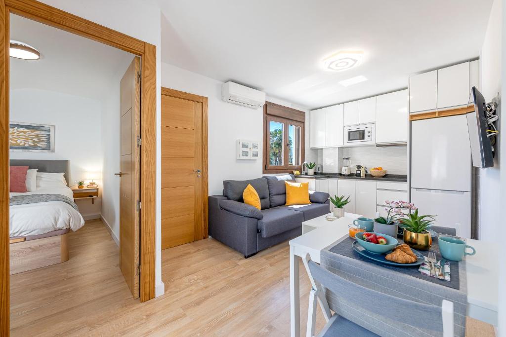 797 Holiday Rentals - CARRASCO BEACH 2 - 1