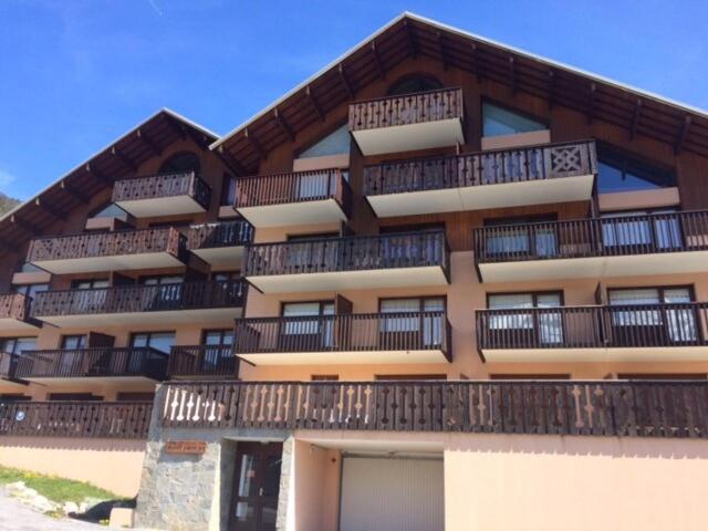 Chalet D'honorÉ - 4 Pers - Logement face aux pistes plein sud, quartier calme MAE-7793 - 4