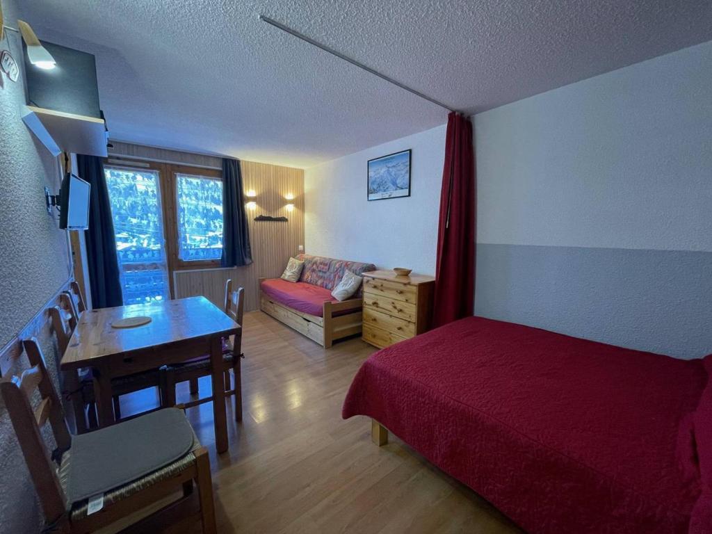 Studio cosy, animaux OK, vue sur station - 2