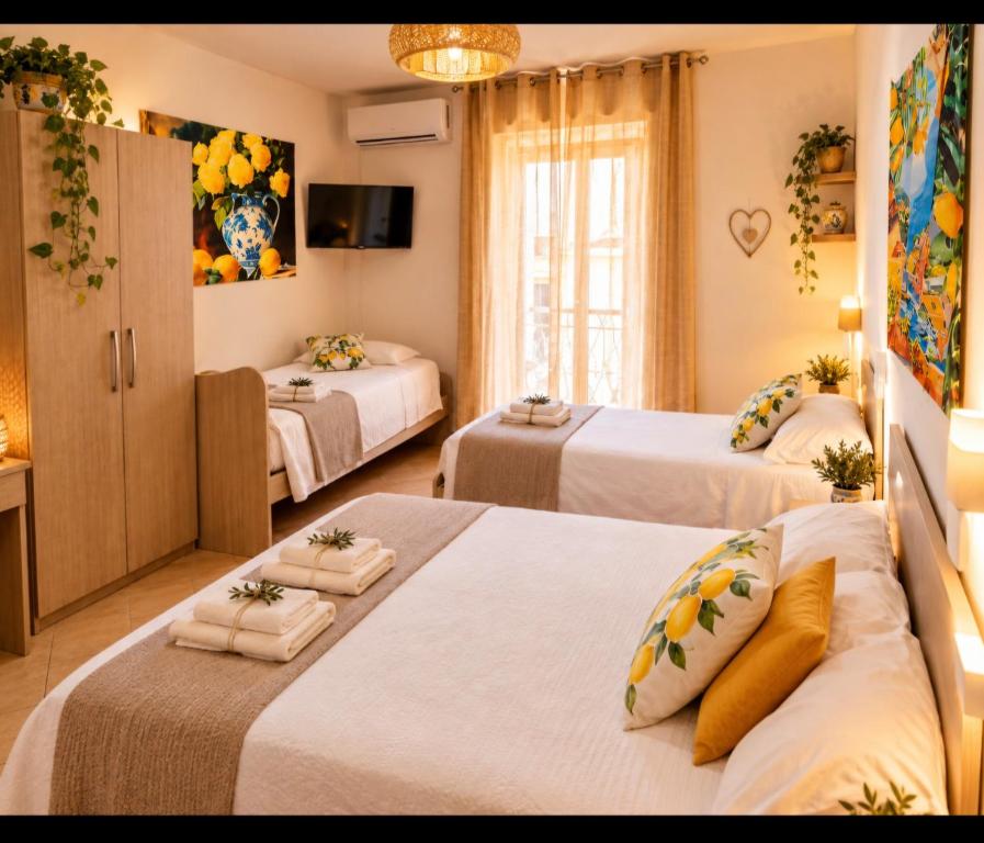 B&B Le Lumìe L' antico Cortile Camere Con Cucina Privata With Private Kitchen - 5