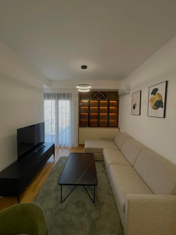 Delux Apartmani Dadi Plaza - 5
