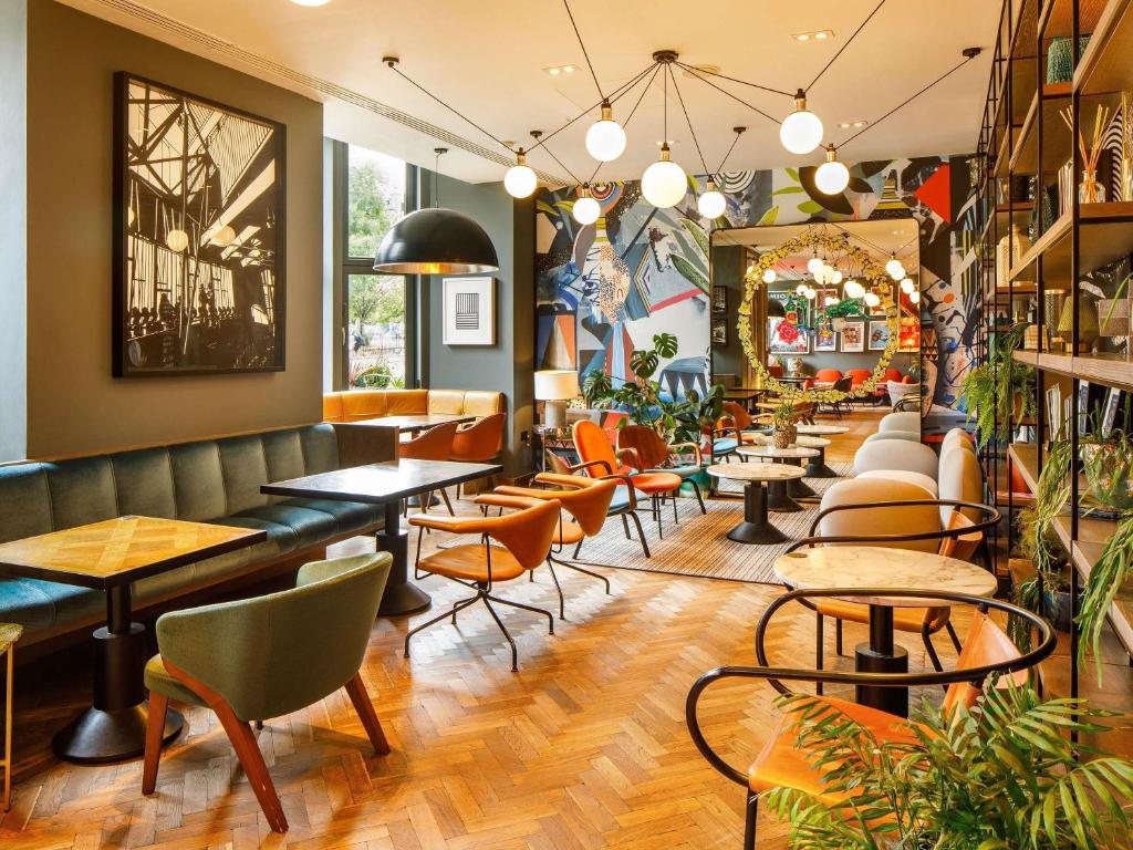 Bar/lounge, ibis Styles Edinburgh St Andrew Square in Edinburgh