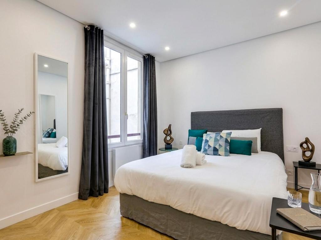 UrbanFlat 92 - Votre Pied-a-terre au Coeur de la Capitale - 2