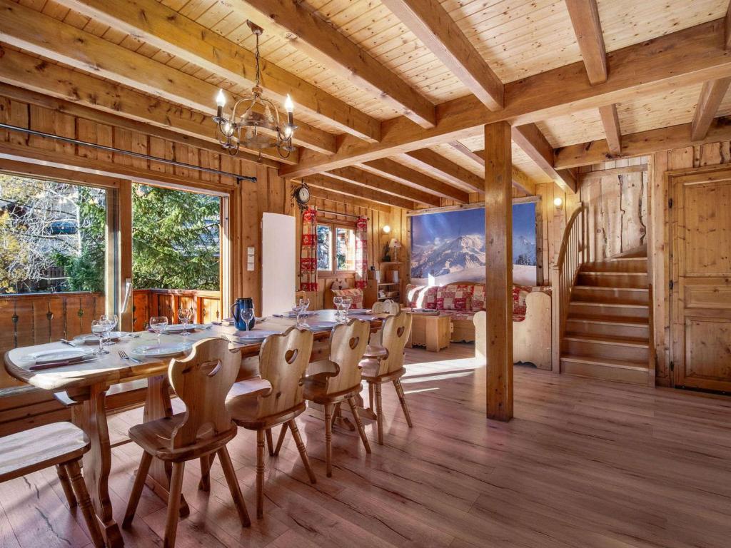 Chalet savoyard près des pistes, 13 personnes, Parking, Wifi - 1