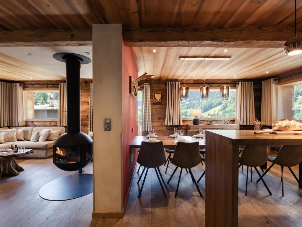 Chalet 4★, 10 pers, spa, proche pistes, animaux admis - FR-1-304-303 - 3