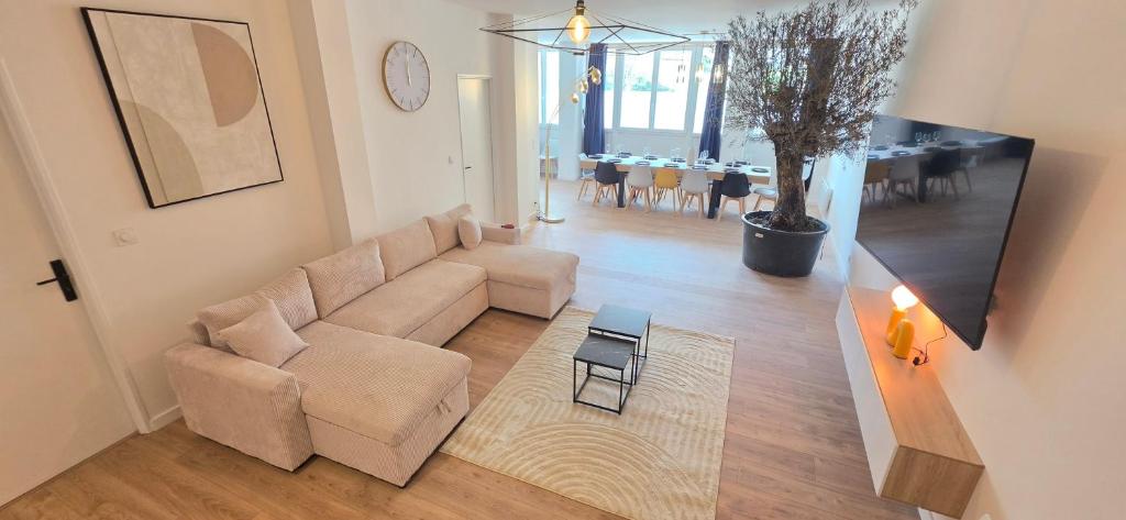 Le Magnifique, 15 personnes, garage, 3 minutes à pied du sanctuaire et gare - 2