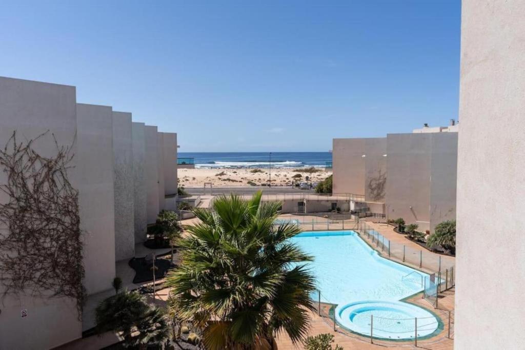 SOL Y PLAYA El Cotillo beachfront with pool & ocean views - 1
