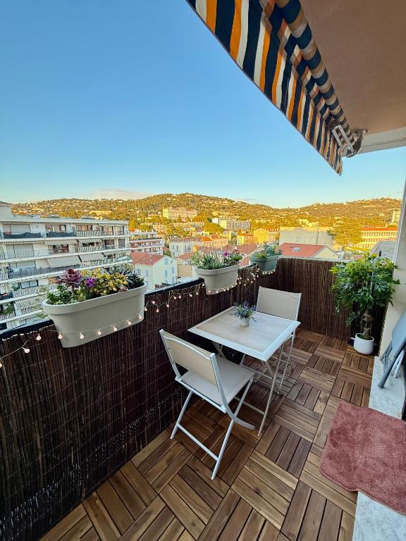Cozy apartment in Cannes - 2