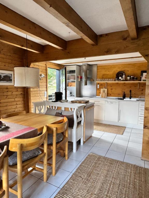 Chalet Bodeli with sauna and panoramic view glacier area - 2