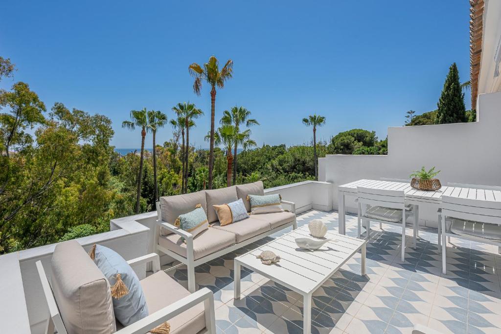 PENTHOUSE SEA VIEWS IN MARBELLA GOLDEN MILE, Puente Romano Area - 2