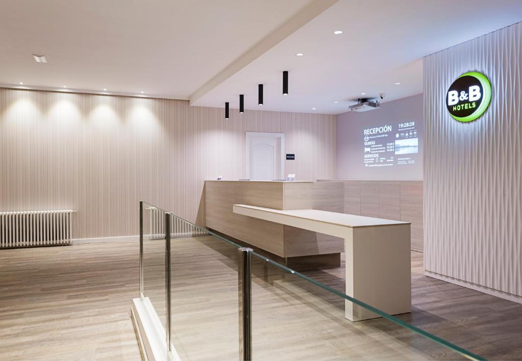 B&B HOTEL Vigo - 4