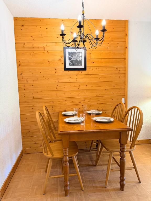 Appartement avec terrasse et piscine à Flumet - 4