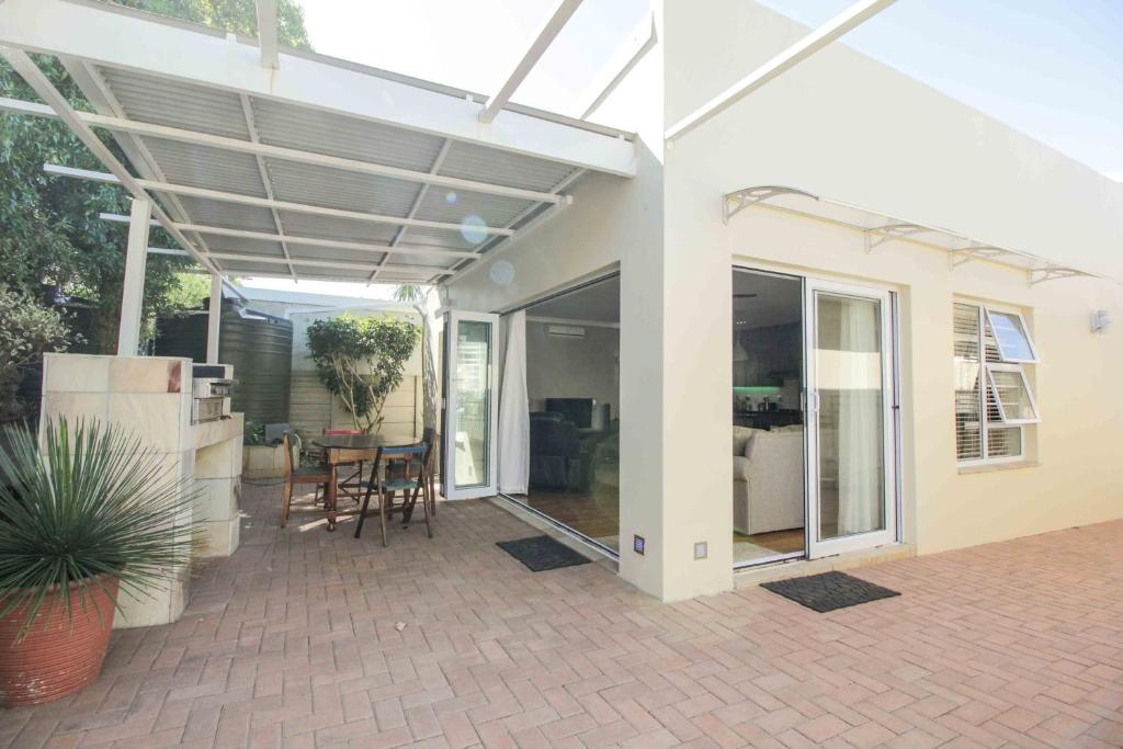 Apartment on Constance Road — Hotel in Port Elizabeth