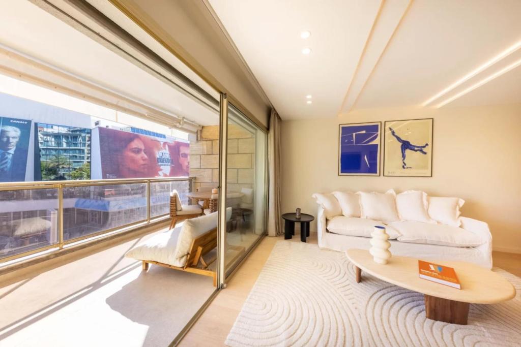 REF 2065 - Superbe appartement moderne sur la Croisette à Louer - 5