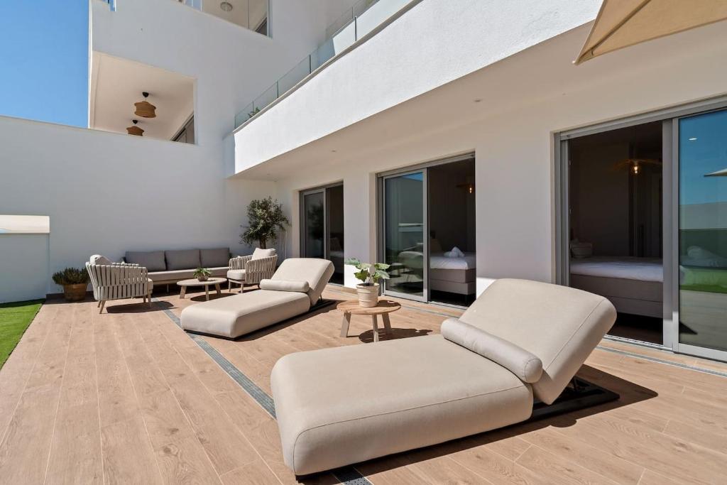 ISEA Estepona 3BR Apt. with Pool, Gym and Near Beach - 2