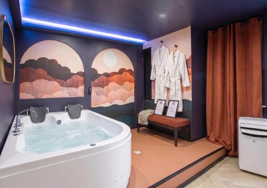 Nuage Doré - Jacuzzi Privatif & Parking - 3