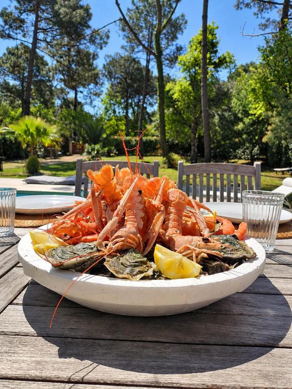 Le Bordelou- Villa de standing à Lacanau Océan, 6-8 pers, piscine chauffée, au calme, golf & surf - 2