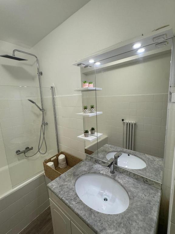 Appartement T3 pratique, proche commerces - 4