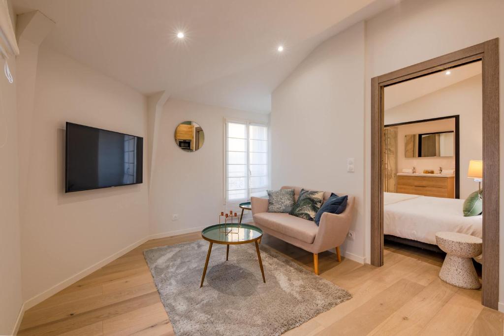 Scandinavian Urban 4 - 1BR apartment in Cannes center close to the beach and the Palais - 2