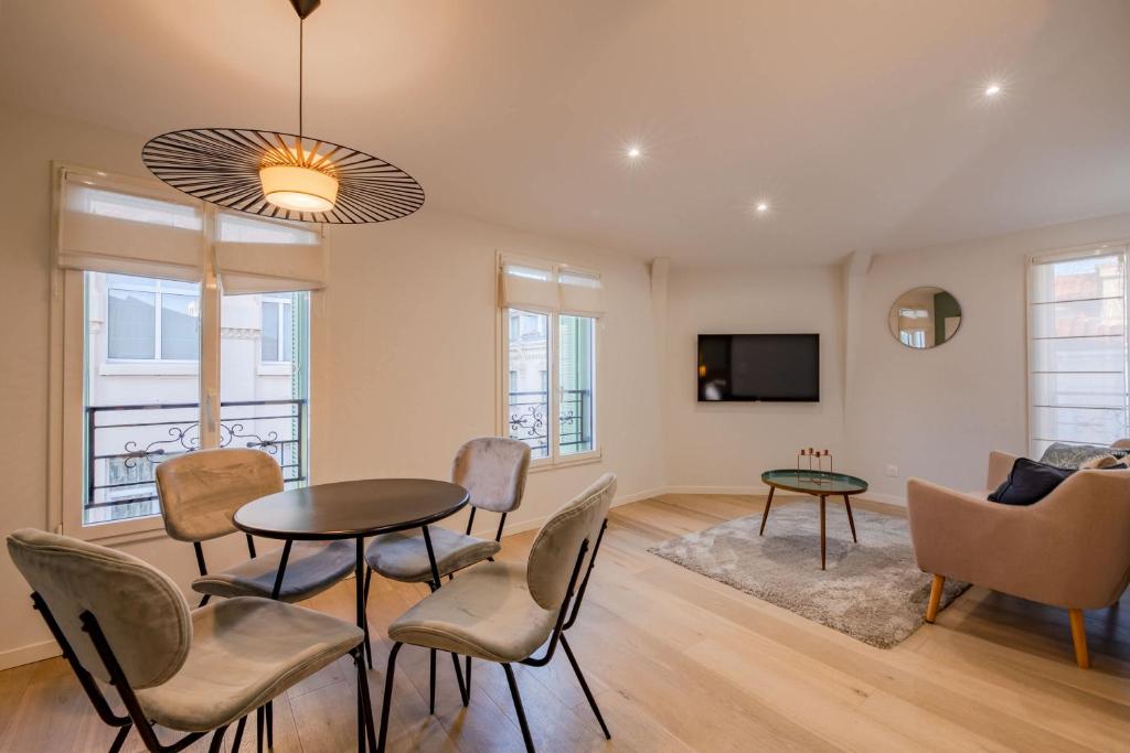 Scandinavian Urban 4 - 1BR apartment in Cannes center close to the beach and the Palais - 1