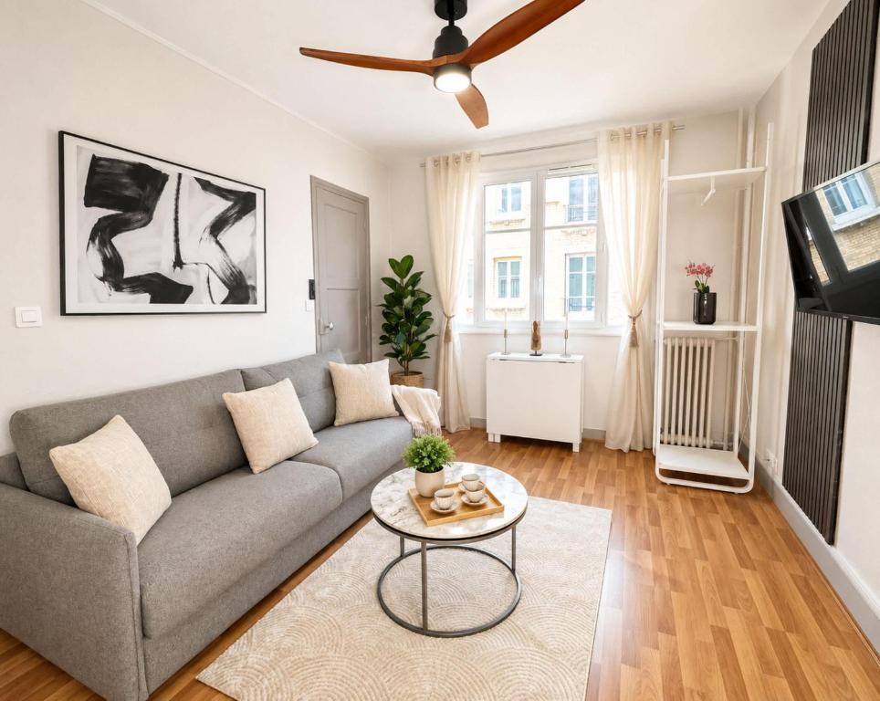 Porte de Versailles - Executive studio with lift - 4