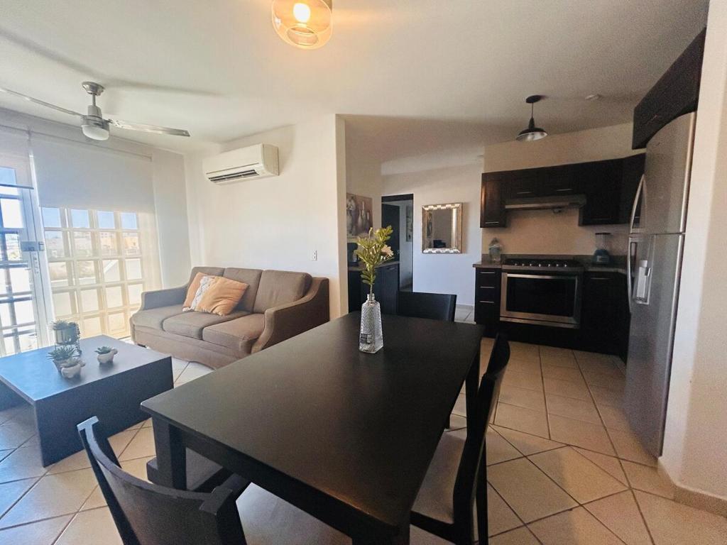Cabo Getaway Pool Beach 2 Bedrooms - 4
