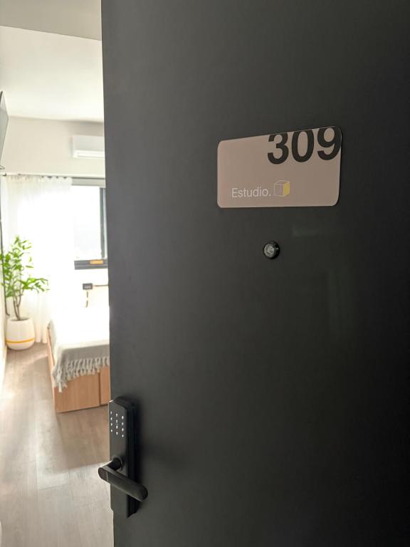 Estudio 309, ideal para estadías cortas, en la mejor zona céntrica BA - 4