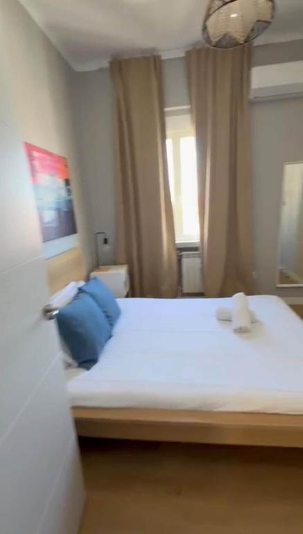 Luxury 3 bedroom rooftop at La Latina - 3