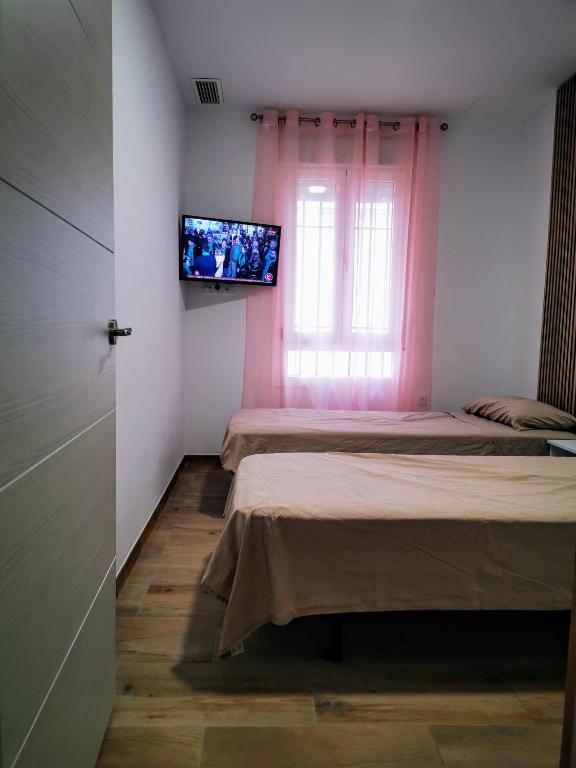 Roms Only Women Femmes MARQUES habitacion mujeres - 5