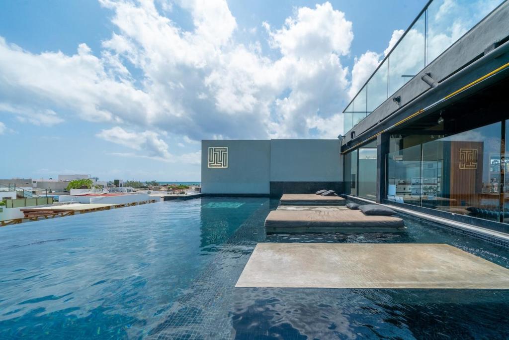 IT Residences 205 - 1BR Condo, Rooftop Pool - 2