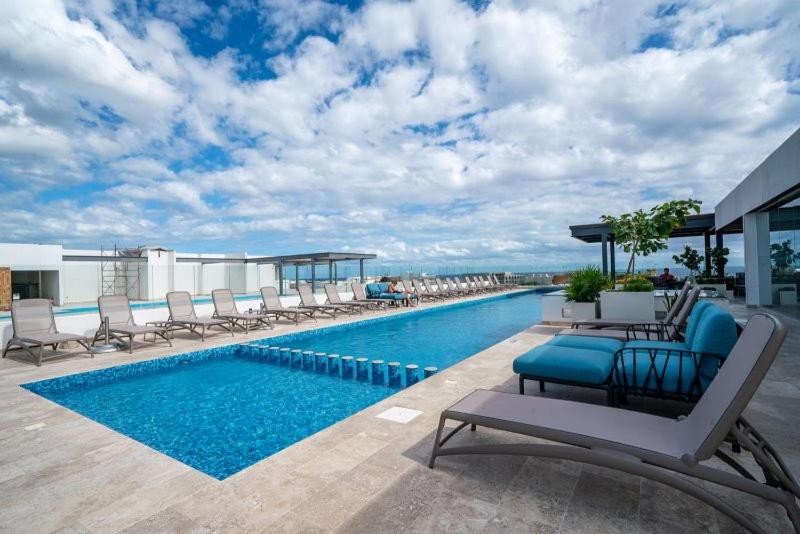 Ipana 212 - 2BR with Pools & Gym - 3