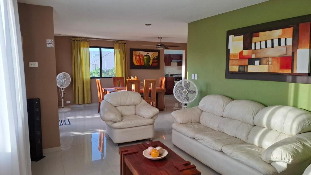 Home 365 Mérida Amplio y confortable departamento 3 recámaras 4 camas wifi - 1