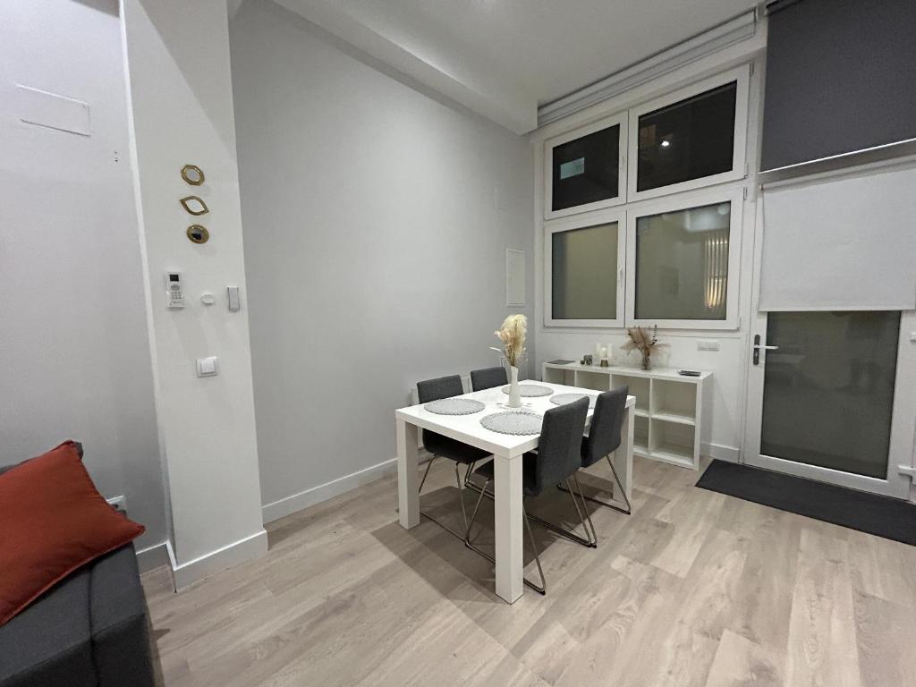 Loft reformado en Madrid, Smart TV, AC, 4 Pax - 4