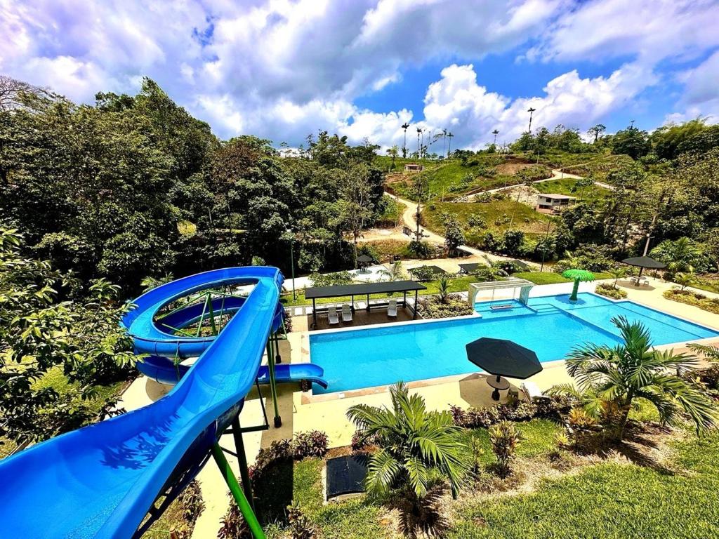 Gaia River House, Piscinas, Rios en Pedro Vicente Maldonado cerca de Quito - 1