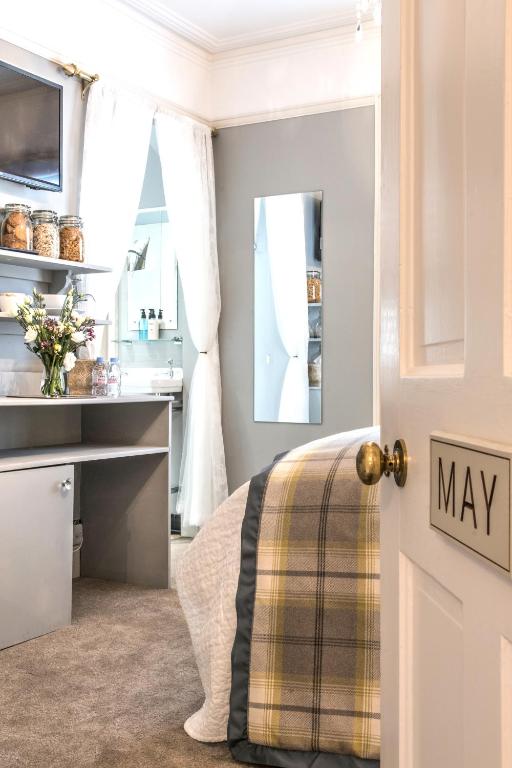 April House Weybridge - Boutique Guesthouse photo