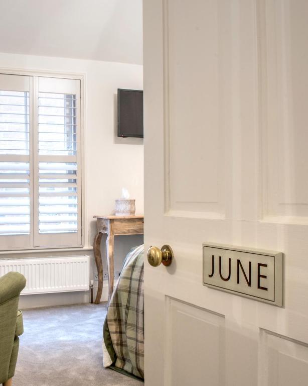 April House Weybridge - Boutique Guesthouse photo