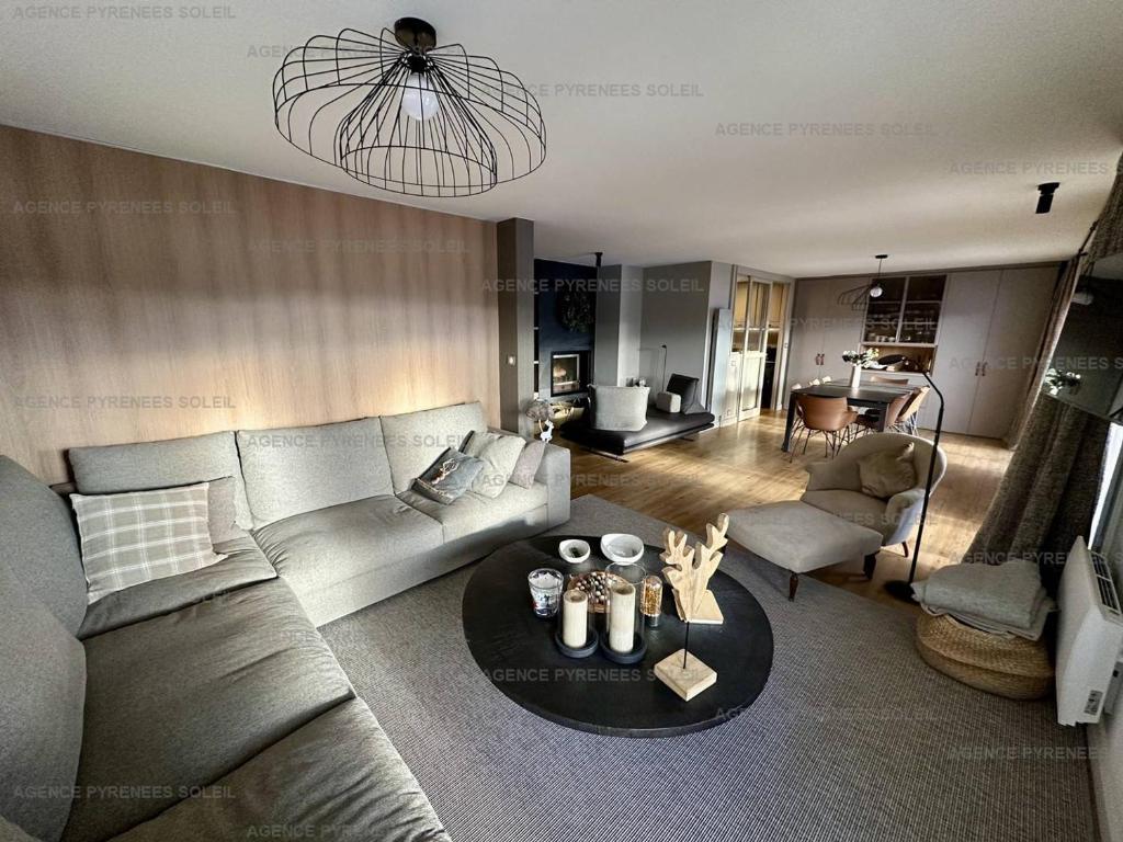 Appartement standing, vue lac/montagne - 10 pers. - 1