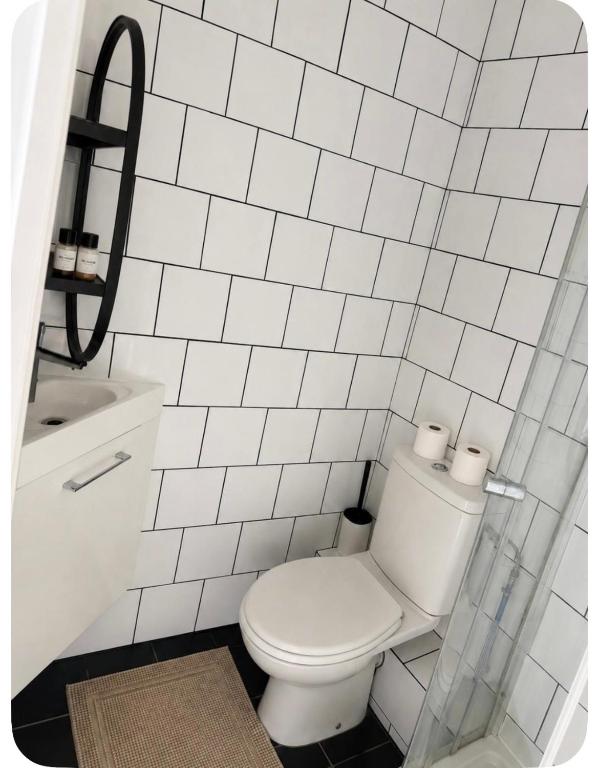Chambre 1 avec SDB privée Proche Stade de France - 5