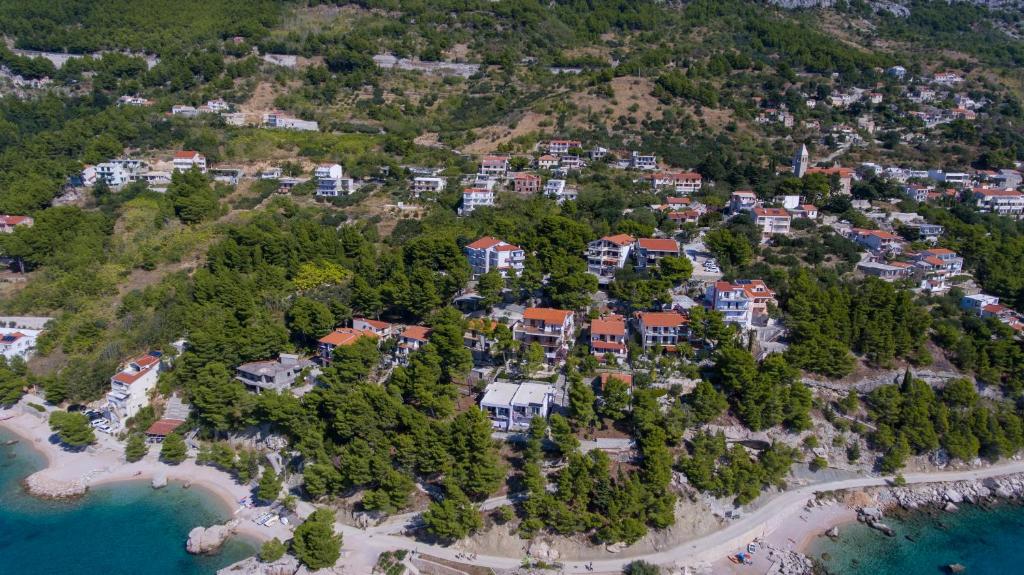 Apartments Beach Side Brela photo