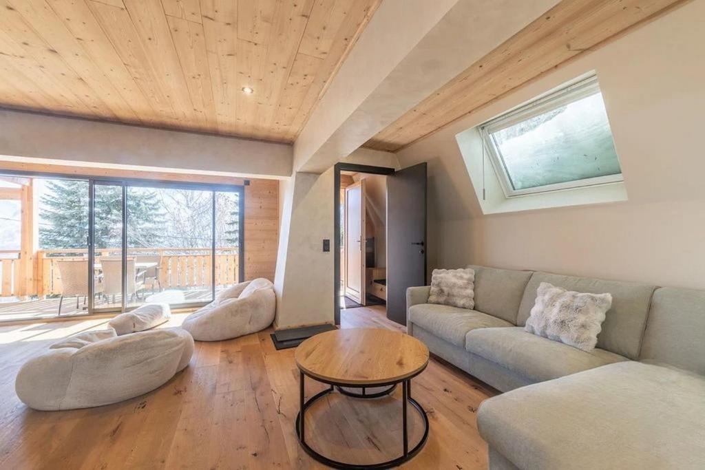 Cozy chalet slopes Balcony - 4
