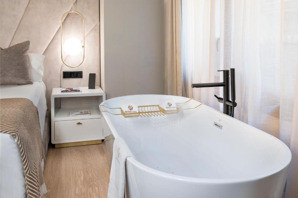 Nivia Born Boutique Hotel - 3