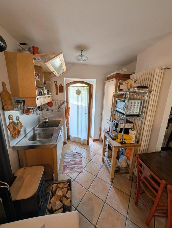 Casa di montagna in pietra con giardino privato - 5