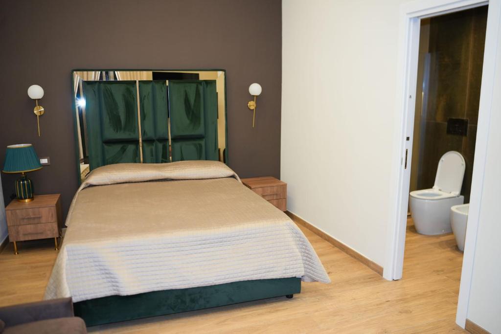Rachel Rooms - 5