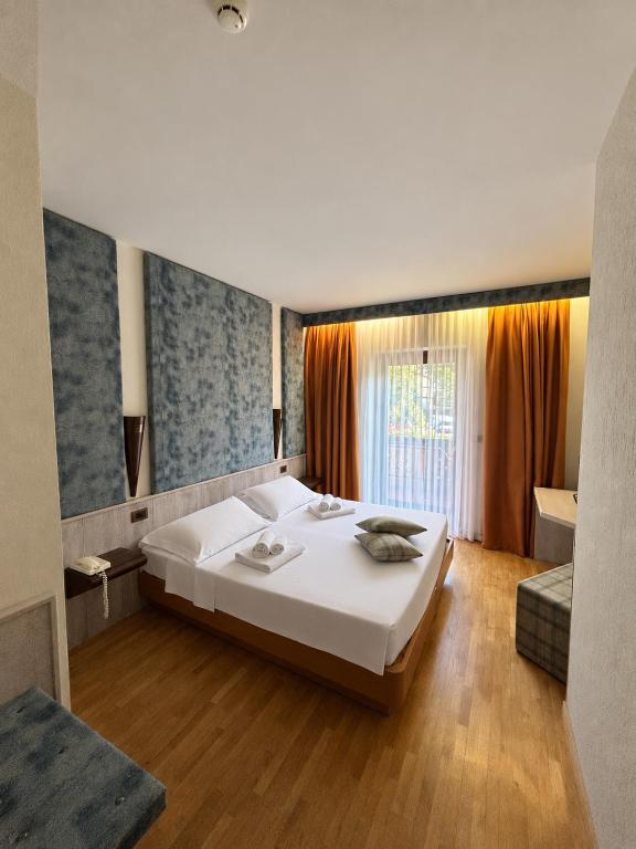 Hotel Comtes De Challant - 2