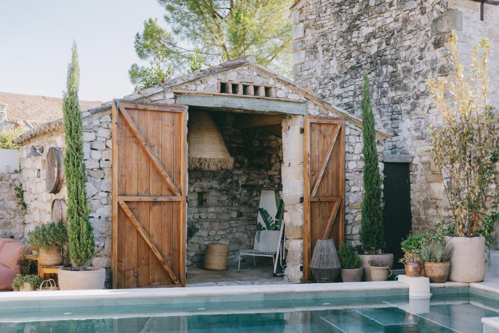 Authentique maison en pierre avec piscine aux portes d'Uzès - 4