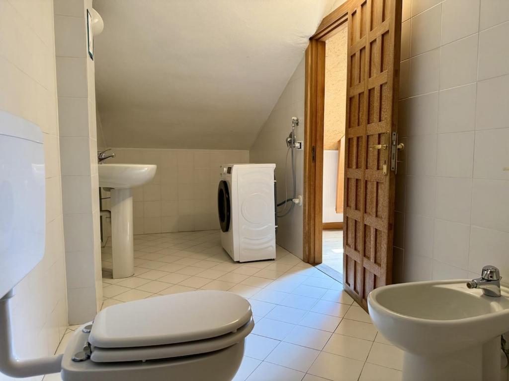HOST4U IMperia MaAdel s Nest in the City Center - 3