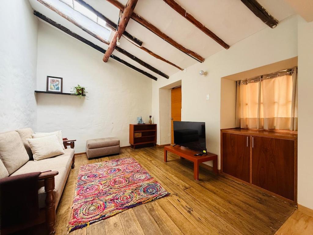 Private house perfectly located - 3