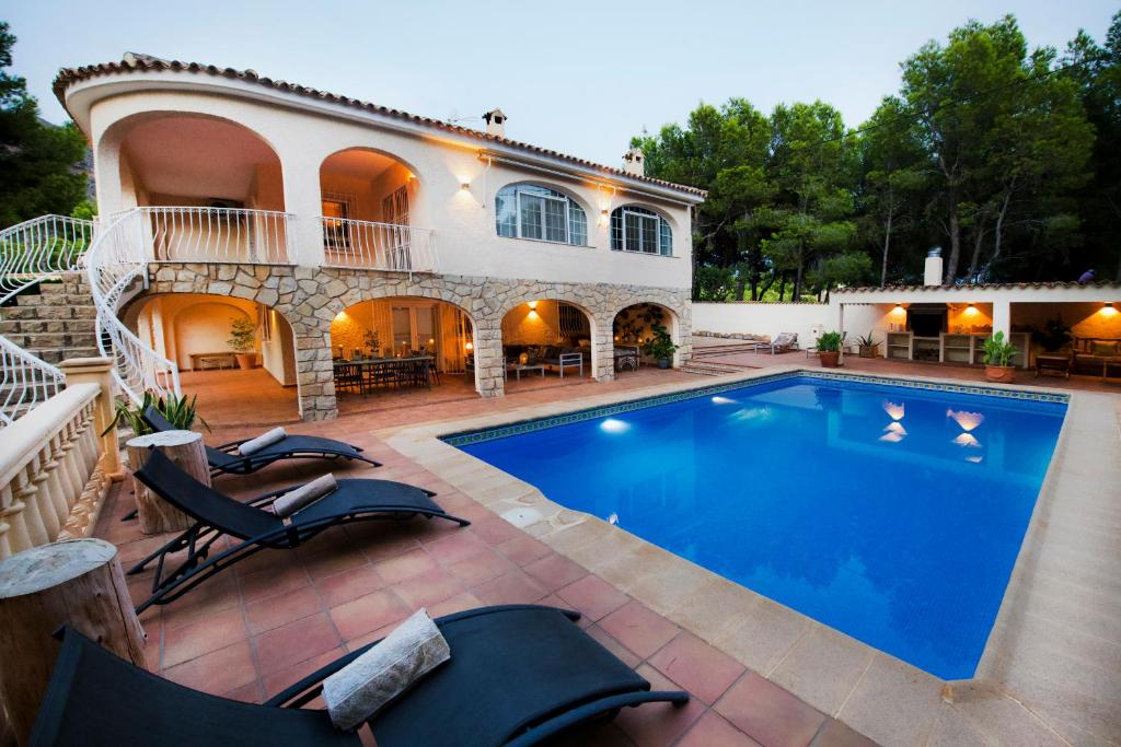 Villa con piscina en Altea - 4